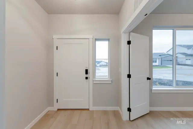 $649,990 | 6494 South Sunfish Avenue, Boise, ID 83709