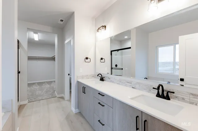 $649,990 | 6494 South Sunfish Avenue, Boise, ID 83709