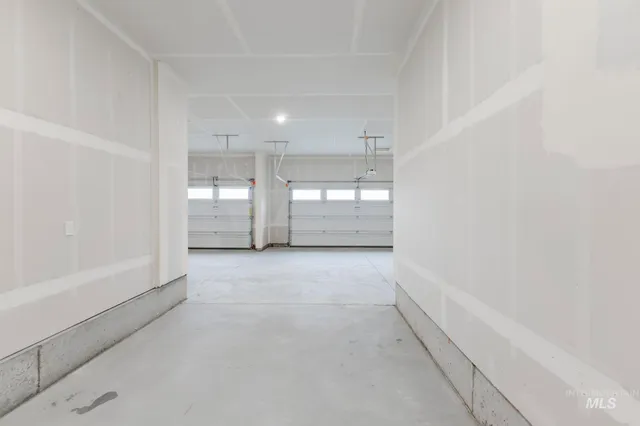 $649,990 | 6494 South Sunfish Avenue, Boise, ID 83709