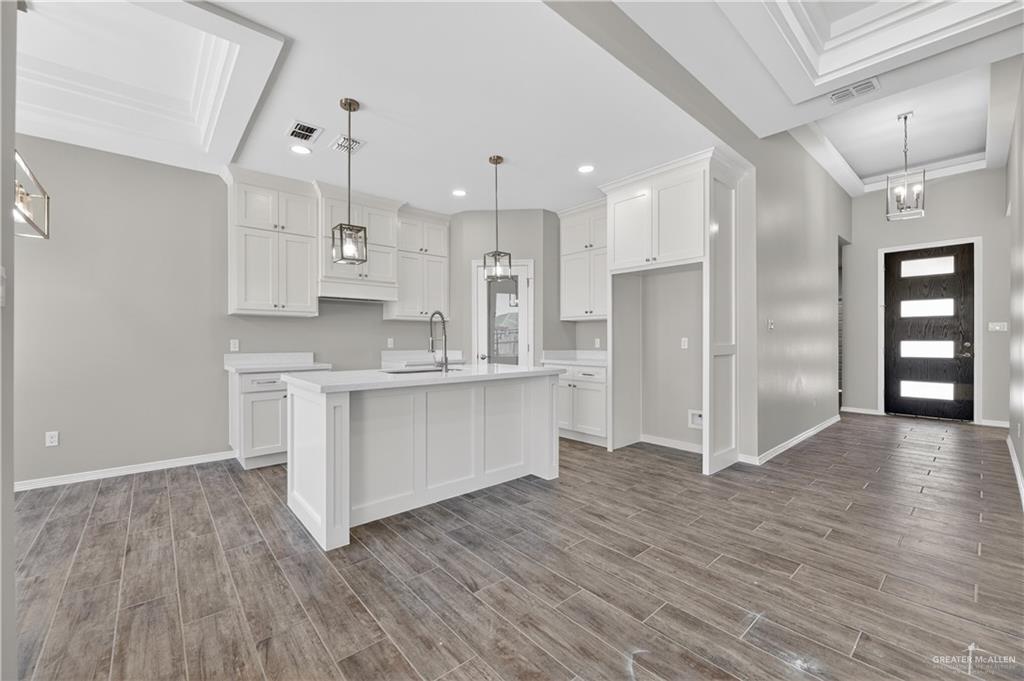 425 Serg Loop Alamo, TX 78516 - Photo 4 of 18