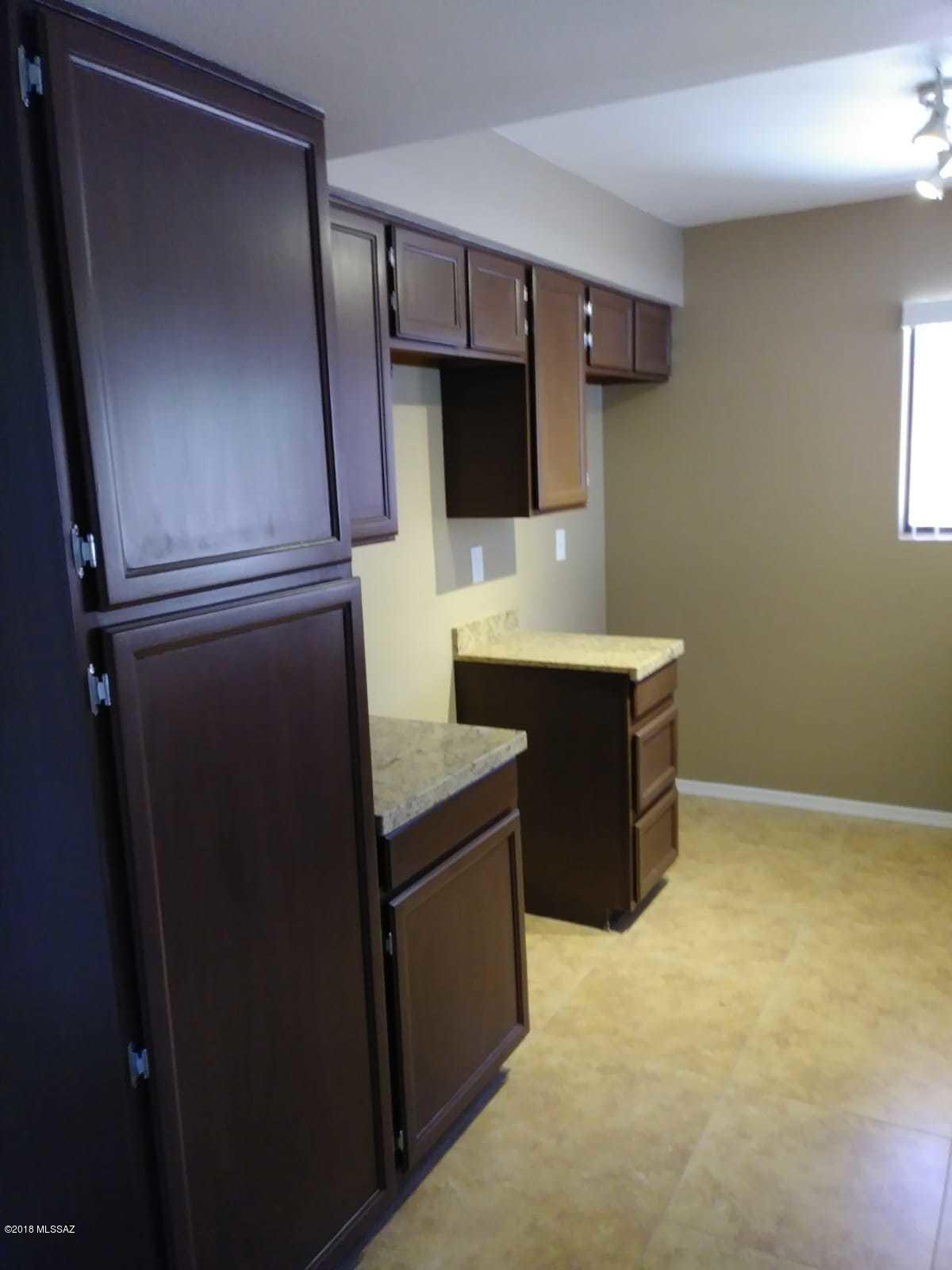 2188 North Pantano Road, Unit 142 Tucson, AZ 85715 - Photo 5 of 18