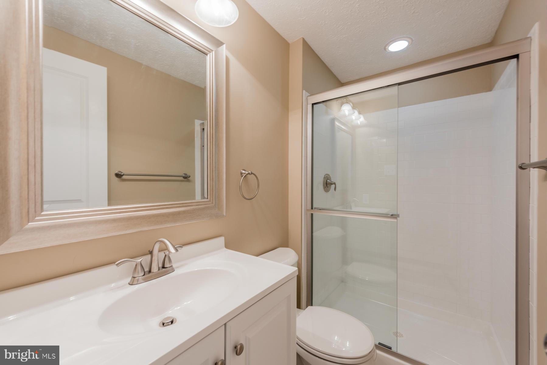 5116 Clifford Road Perry Hall, MD 21128 - Photo 16 of 30 Bath (Master)
