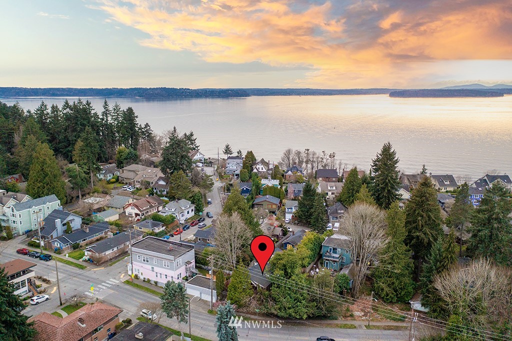7141 47th Avenue Southwest Seattle, WA 98136 - Photo 27 of 27 a city view with a lake view