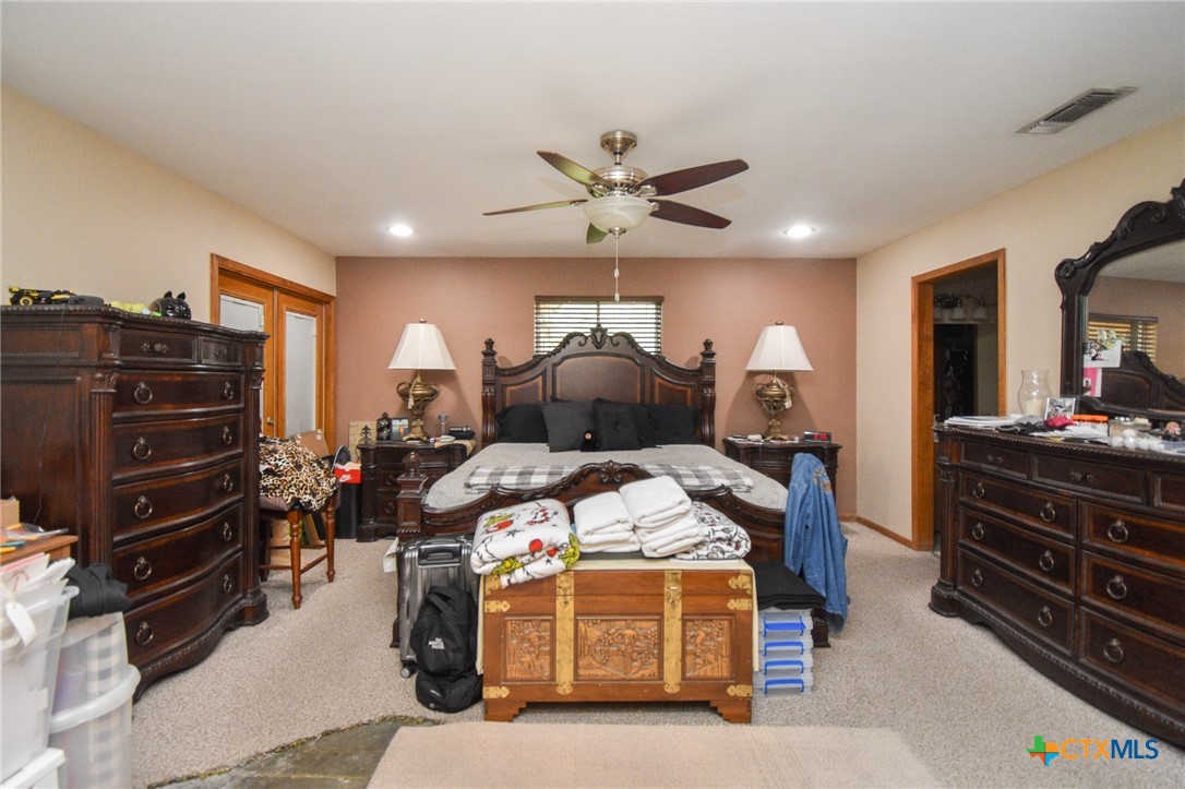 103 Rhodes Road Victoria, TX 77904 - Photo 17 of 45