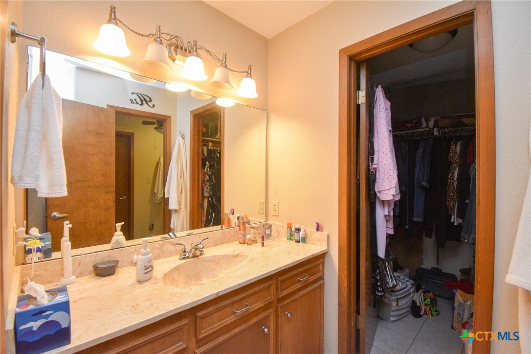 103 Rhodes Road Victoria, TX 77904 - Photo 21 of 45