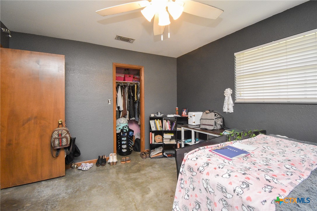 103 Rhodes Road Victoria, TX 77904 - Photo 28 of 45