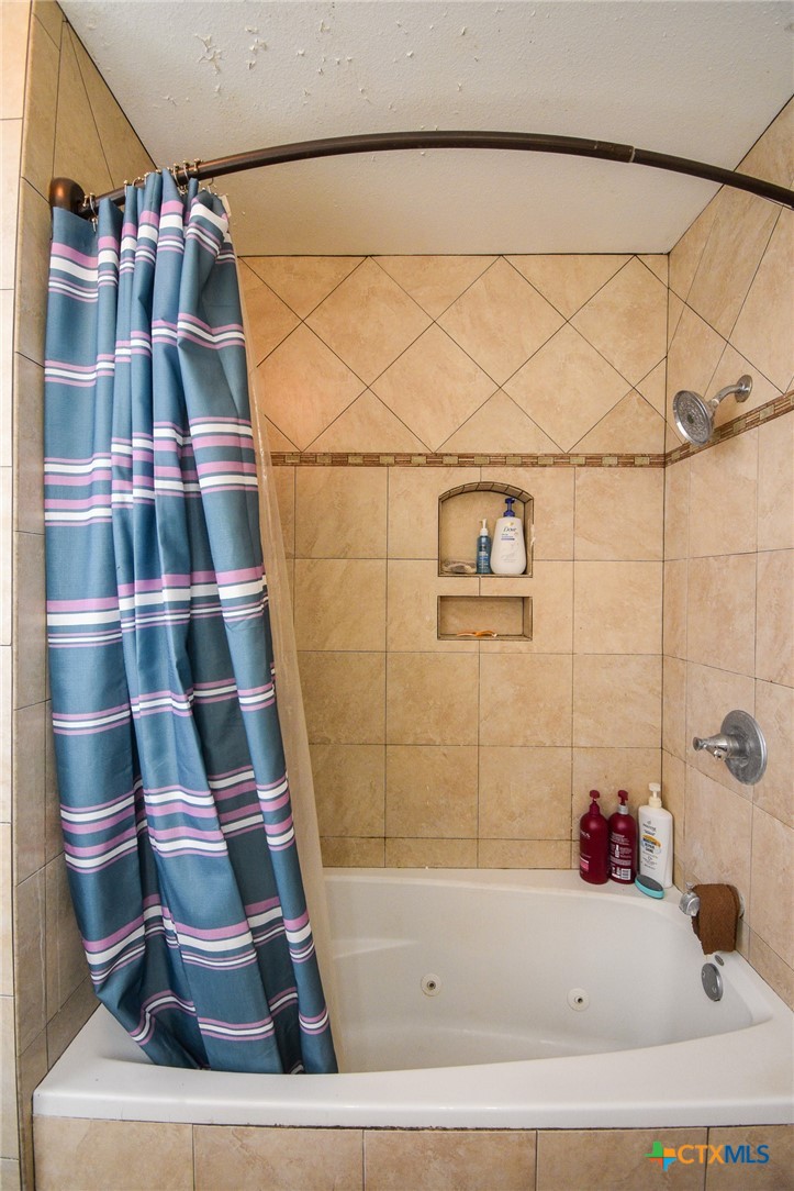 103 Rhodes Road Victoria, TX 77904 - Photo 30 of 45