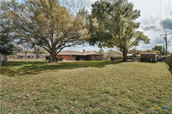 $249,500 | 103 Rhodes Road, Victoria, TX 77904