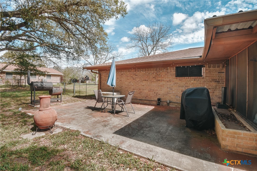 103 Rhodes Road Victoria, TX 77904 - Photo 41 of 45