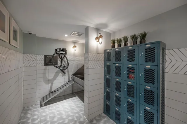 $1,938 | 12610 Ridgedale Drive, Unit 241, Minnetonka, MN 55305