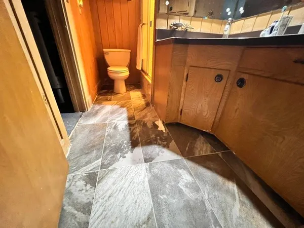 $749,000 | 618 Palmetto Drive, Livingston, TX 77351