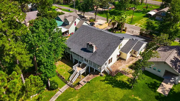 $749,000 | 618 Palmetto Drive, Livingston, TX 77351