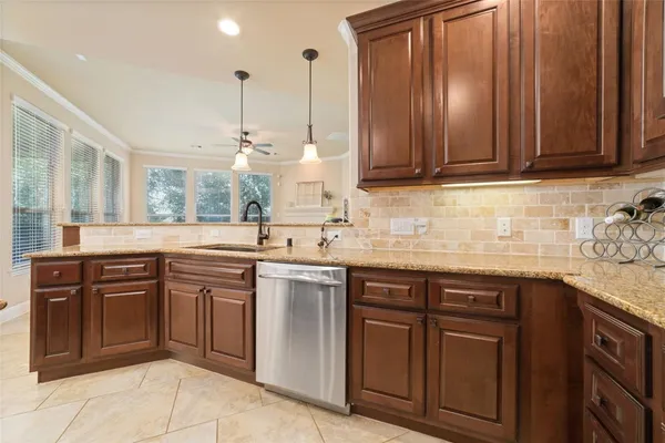 $475,000 | 2408 Ellis Park Lane, Conroe, TX 77304