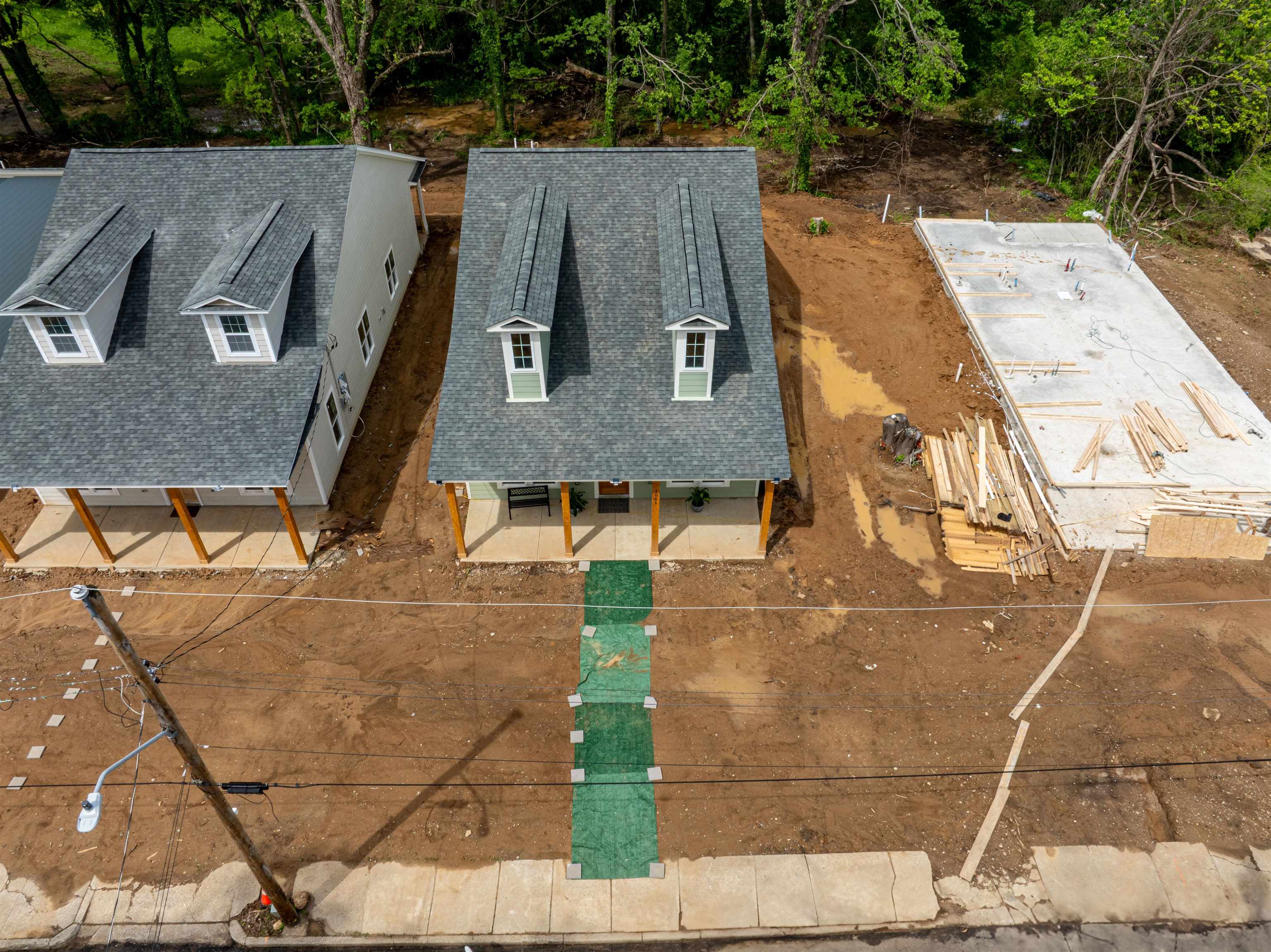 1069 Shaw Place Memphis, TN 38126 - Photo 21 of 23 an aerial view of a house with a yard