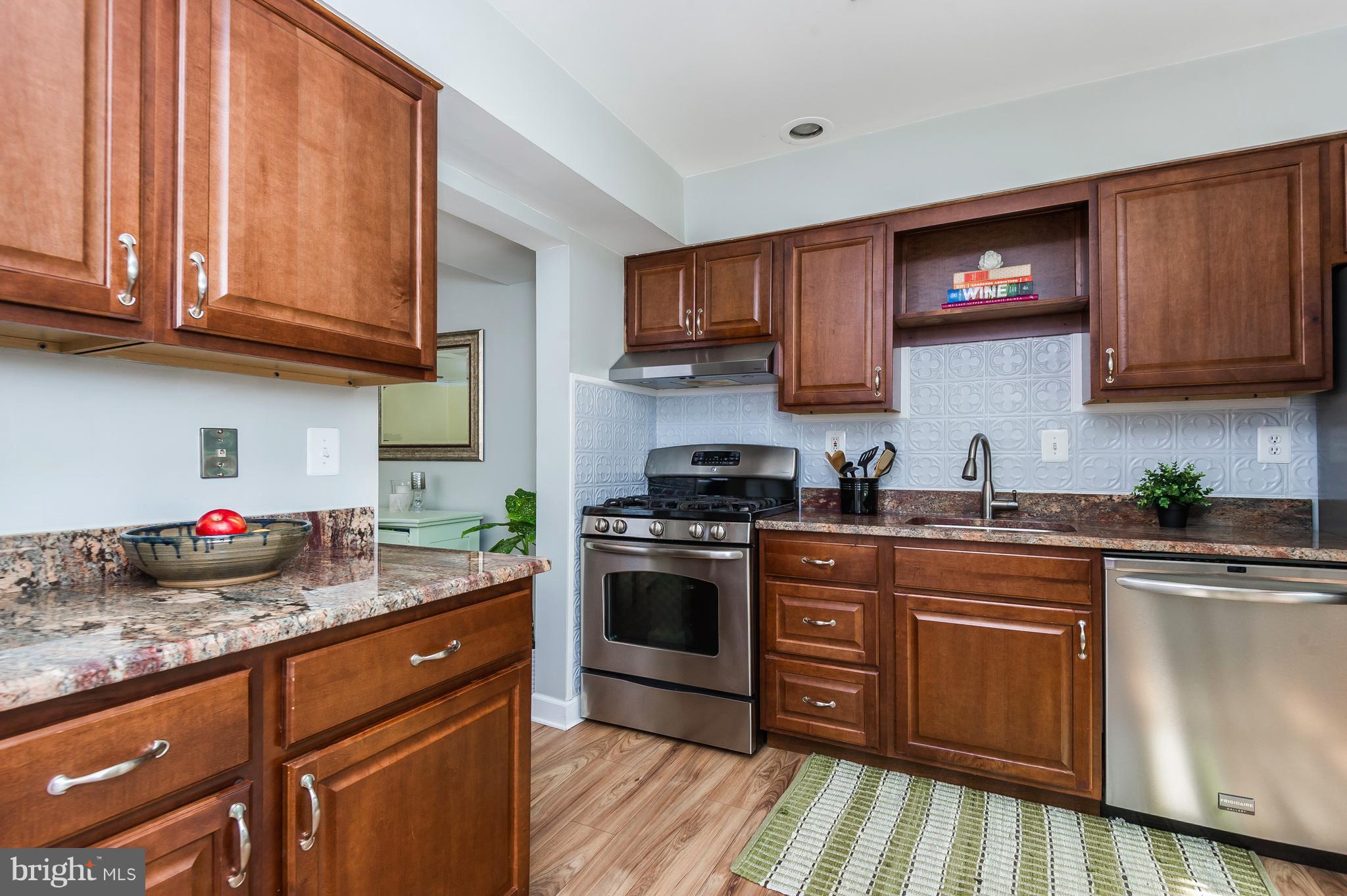 5809 Humblebee Road Columbia, MD 21045 - Photo 5 of 29 Kitchen