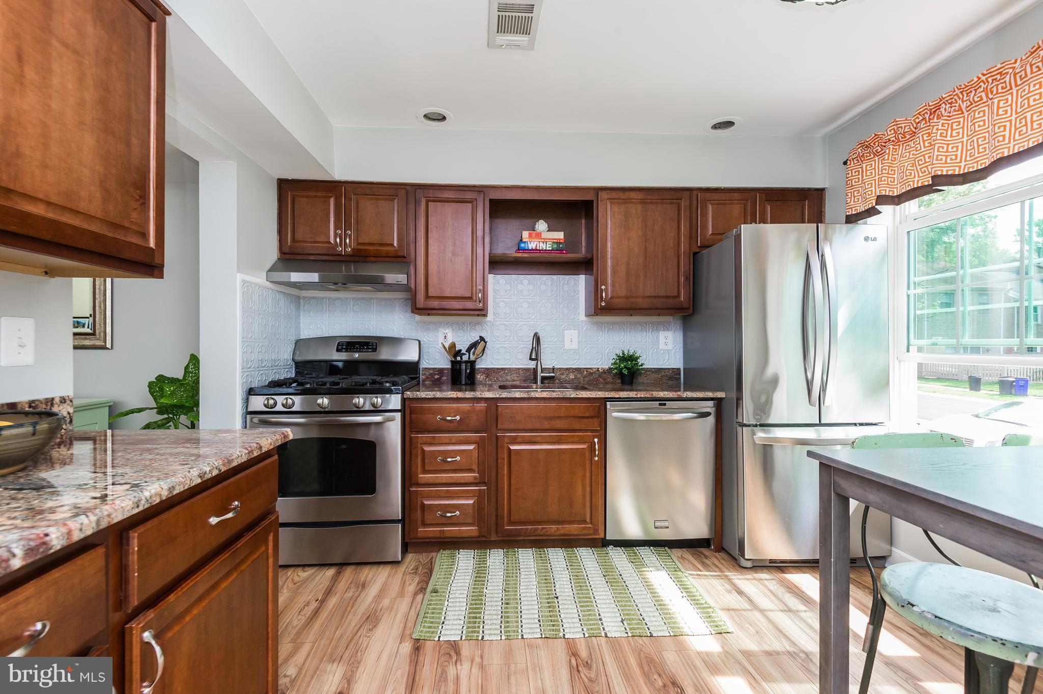 5809 Humblebee Road Columbia, MD 21045 - Photo 6 of 29 Kitchen