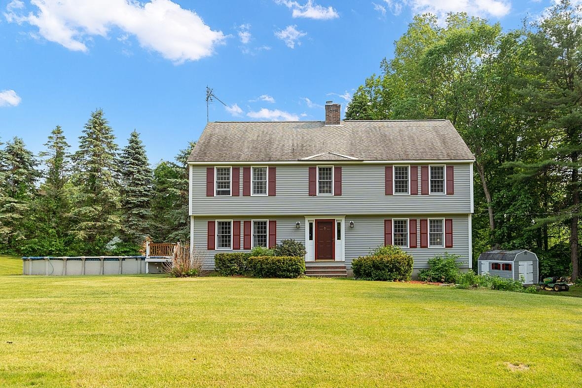 29 Exeter Road Kingston, NH 03848 - Photo 1 of 40