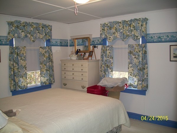 218 Roxy Cahoon Road Plymouth, MA 02360 - Photo 13 of 15