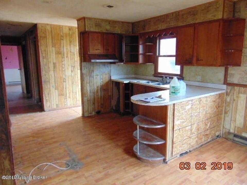 562 Peck Pike Road Milton, KY 40045 - Photo 9 of 25 PECK PIKE PIC5
