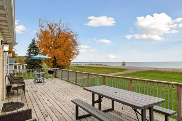 $325,000 | 7919 Highway 169, Garrison, MN 56450