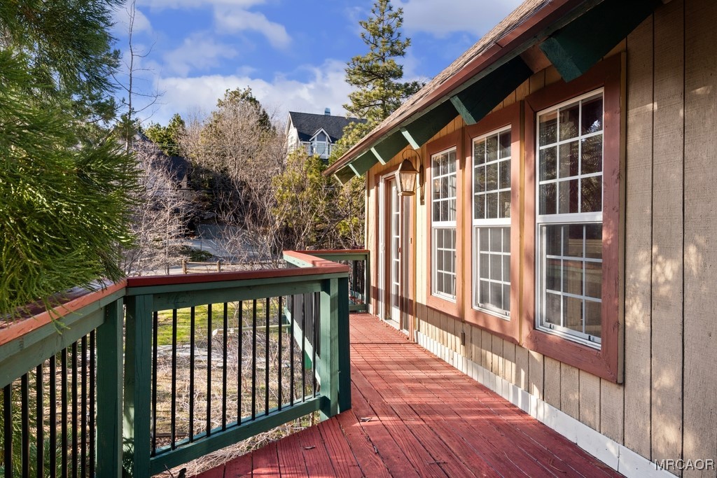 28070 West Shore Road Lake Arrowhead, CA 92352 - Photo 30 of 39