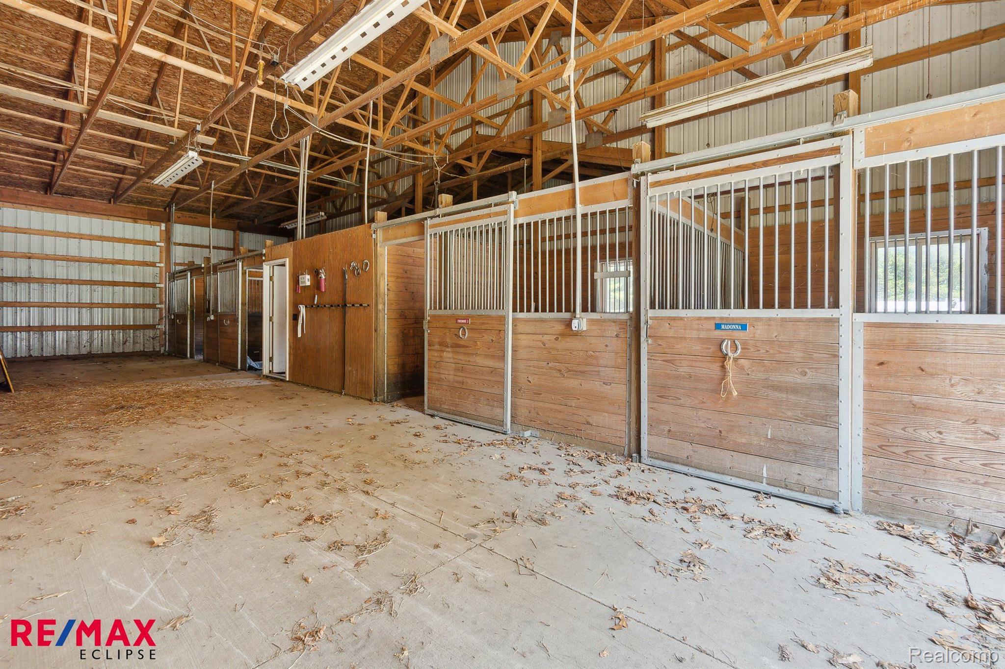 6345 Mack Road Howell, MI 48855 - Photo 44 of 47 Gallery Image 44