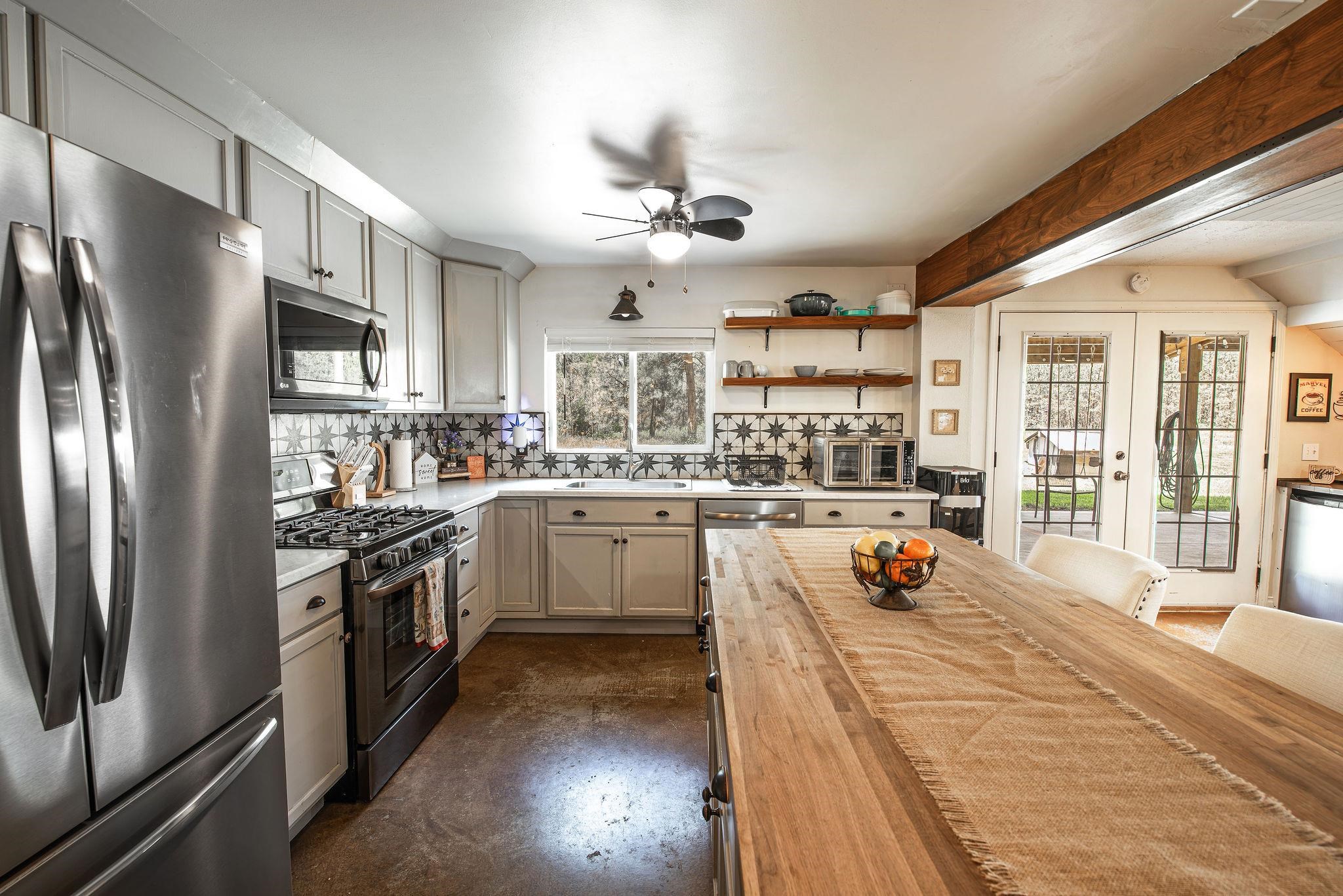 5608 West Jensen Road Cheney, WA 99004 - Photo 6 of 50