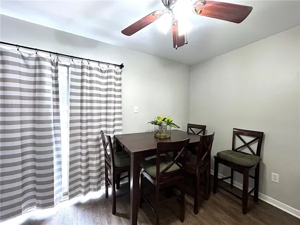 $1,195 | 1902 Dartmouth Street, Unit M2, College Station, TX 77840