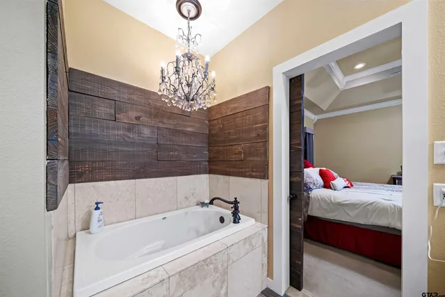 $395,000 | 2 Pettit Circle, White Oak, TX 75693