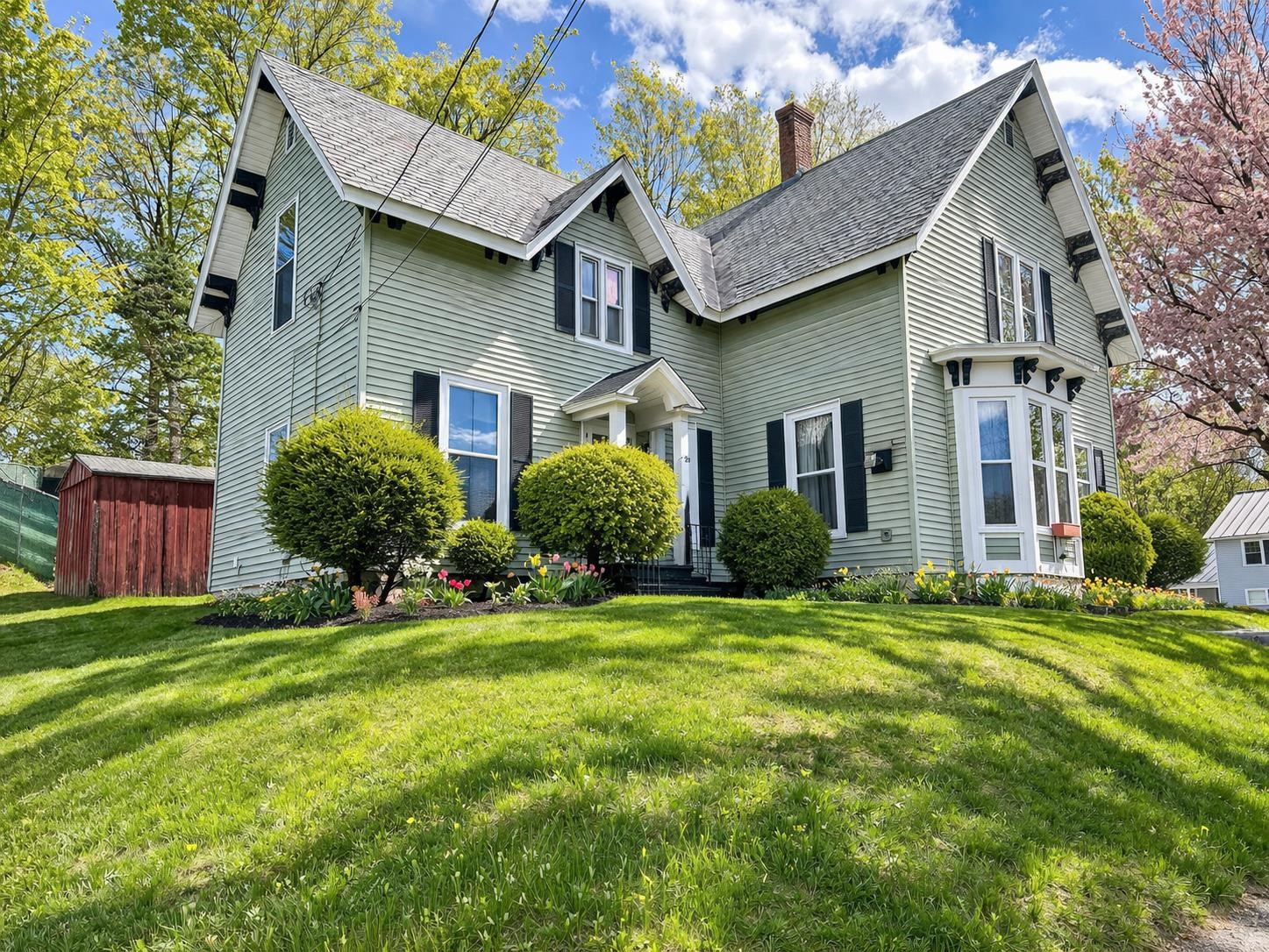 28 Carver Street Brandon, VT 05733 - Photo 2 of 23