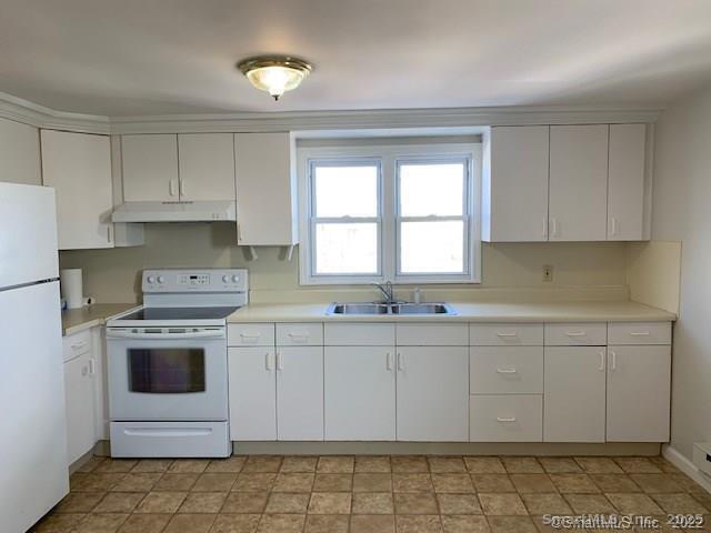 39 Seaview Avenue, Unit 3 Norwalk, CT 06855 - Photo 1 of 13