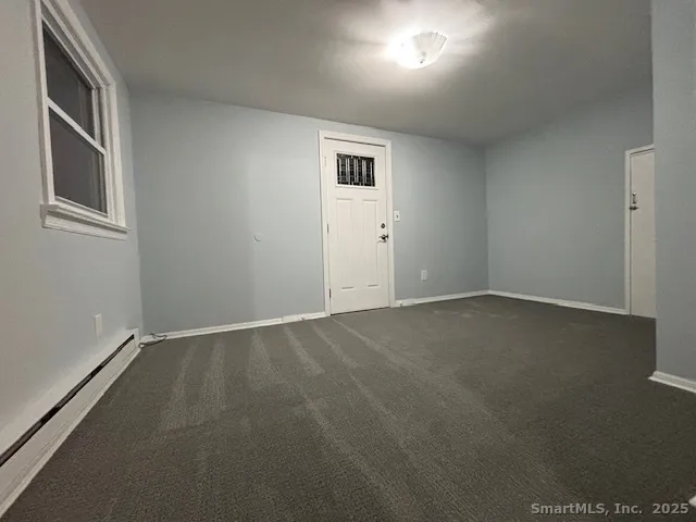 $1,800 | 39 Seaview Avenue, Unit 3, Norwalk, CT 06855