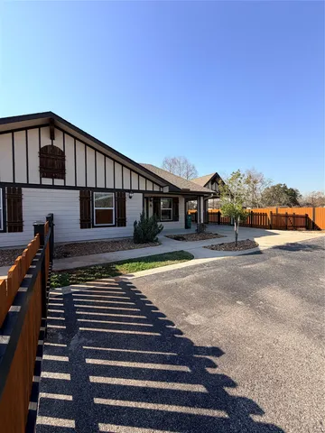 $2,300 | 2005 Pasadena Boulevard, Pasadena, TX 77502