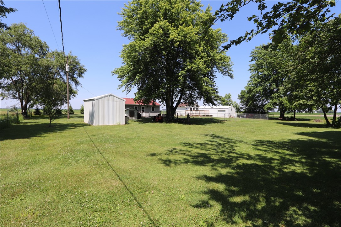 2426 Highway 32 Lovington, IL 61937 - Photo 19 of 23