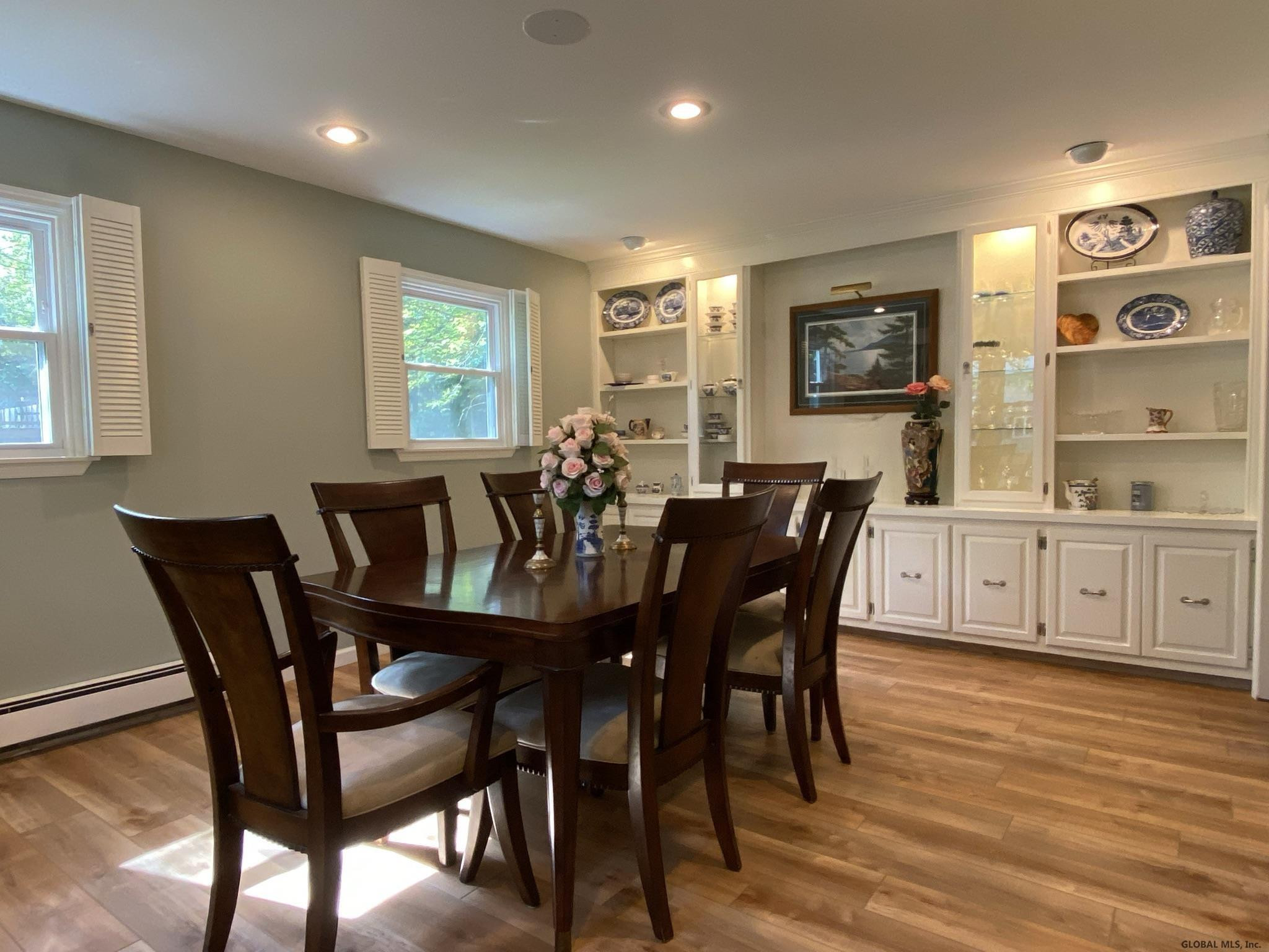 33 Kings Road Lake George, NY 12845 - Photo 5 of 42 Photo 5