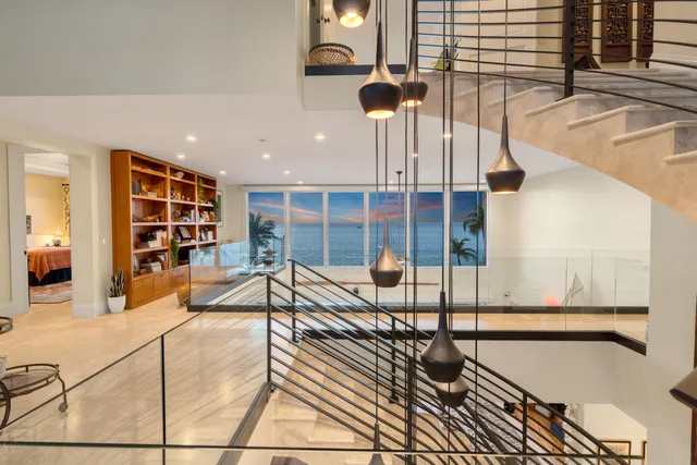 $25,000,000 | 82768 Overseas Highway, Islamorada, FL 33036