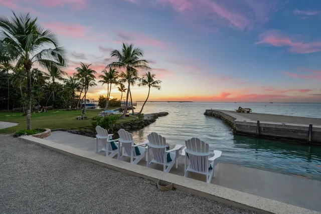 $25,000,000 | 82768 Overseas Highway, Islamorada, FL 33036