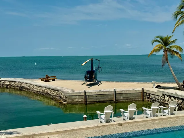 $25,000,000 | 82768 Overseas Highway, Islamorada, FL 33036