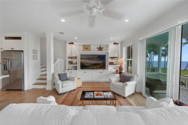 $25,000,000 | 82768 Overseas Highway, Islamorada, FL 33036