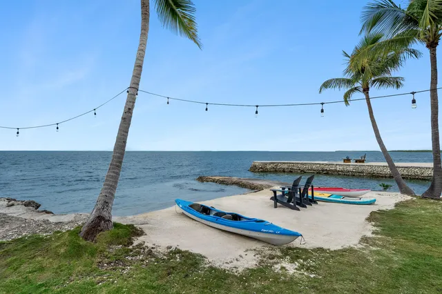 $25,000,000 | 82768 Overseas Highway, Islamorada, FL 33036