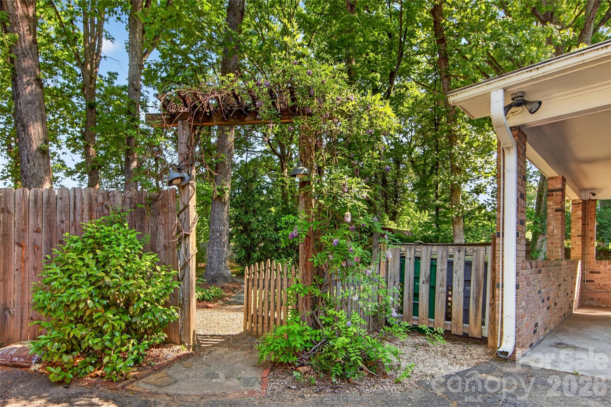 233 Chiswick Road Charlotte, NC 28211 - Photo 36 of 44 Gallery Image 36