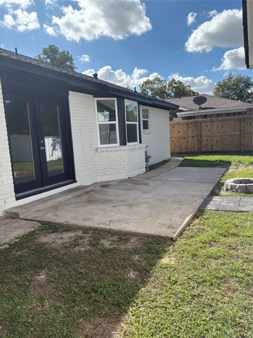 $225,000 | 834 Grand Oaks Drive, Houston, TX 77015
