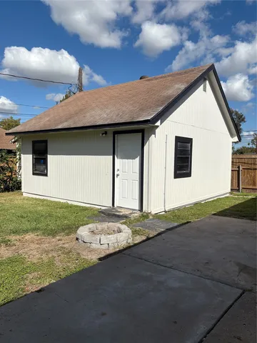 $225,000 | 834 Grand Oaks Drive, Houston, TX 77015