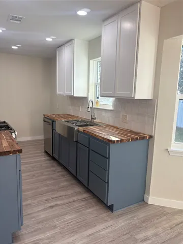 $225,000 | 834 Grand Oaks Drive, Houston, TX 77015