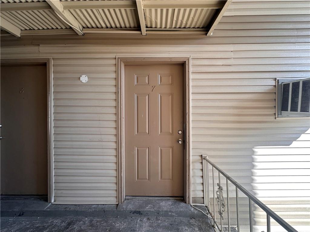115 West Esplanade Avenue, Unit 7 Metairie, LA 70005 - Photo 2 of 18