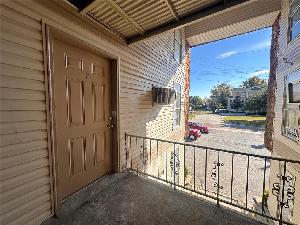 115 West Esplanade Avenue, Unit 7 Metairie, LA 70005 - Photo 3 of 18