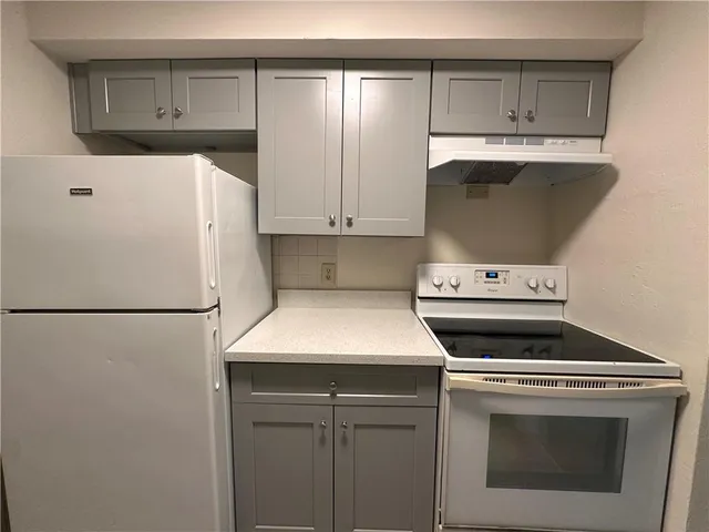 $1,000 | 115 West Esplanade Avenue, Unit 7, Metairie, LA 70005