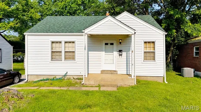 $79,000 | 6717 Thurston Avenue, St. Louis, MO 63134