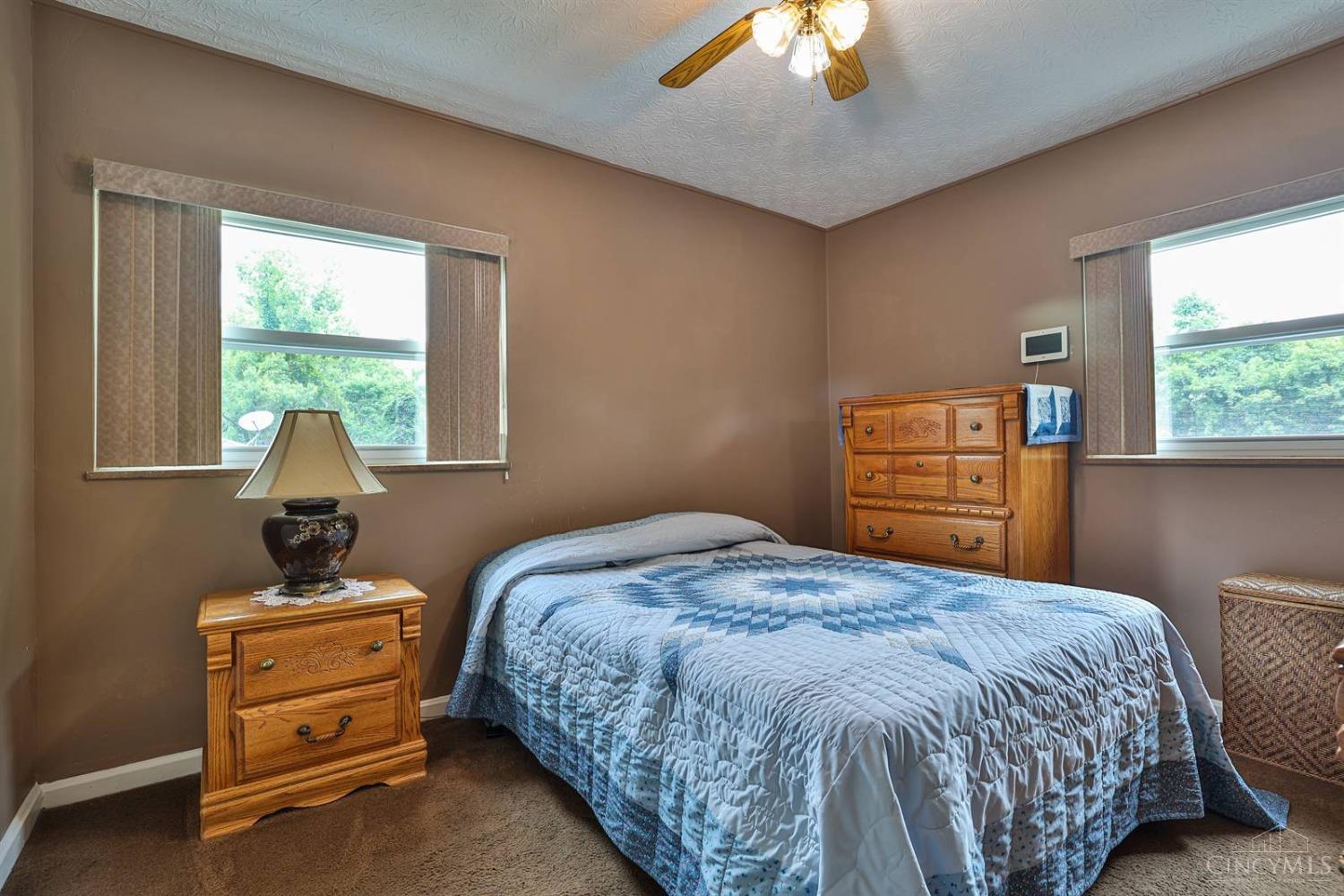 5346 Belclare Road Cincinnati, OH 45247 - Photo 14 of 38