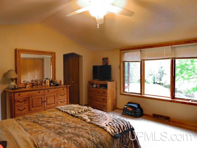 2615 Miller Road Florence, WI 54121 - Photo 20 of 34 Gallery Image 20